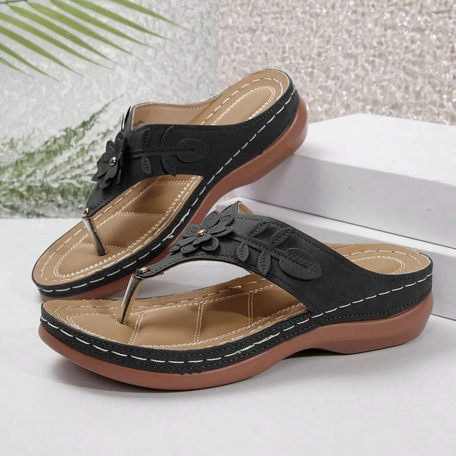 Arch Support Flip Flops for Women,Orthopedic Sandals for Women 2025 Dressy Summer Shoes Comfortable Walking Shoes Cushion Platform Beach Slippers Dressy 2025