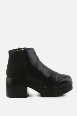 Cropp Zipper Chelsea Ankle Boots | 100% Synthetic Leather