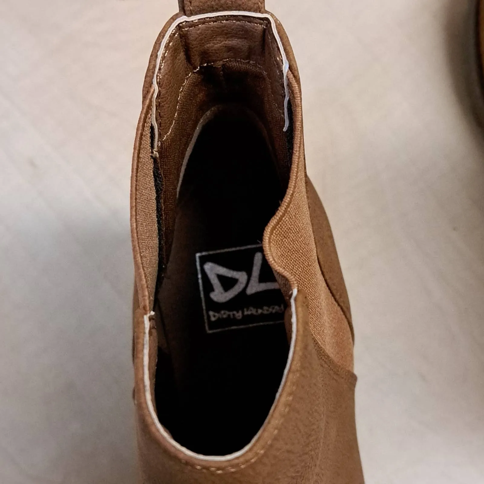 Dirty Laundry womens Lisbon boots, Walnut Tumbled