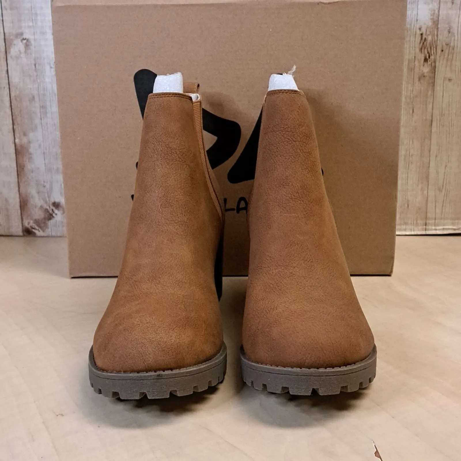 Dirty Laundry womens Lisbon boots, Walnut Tumbled