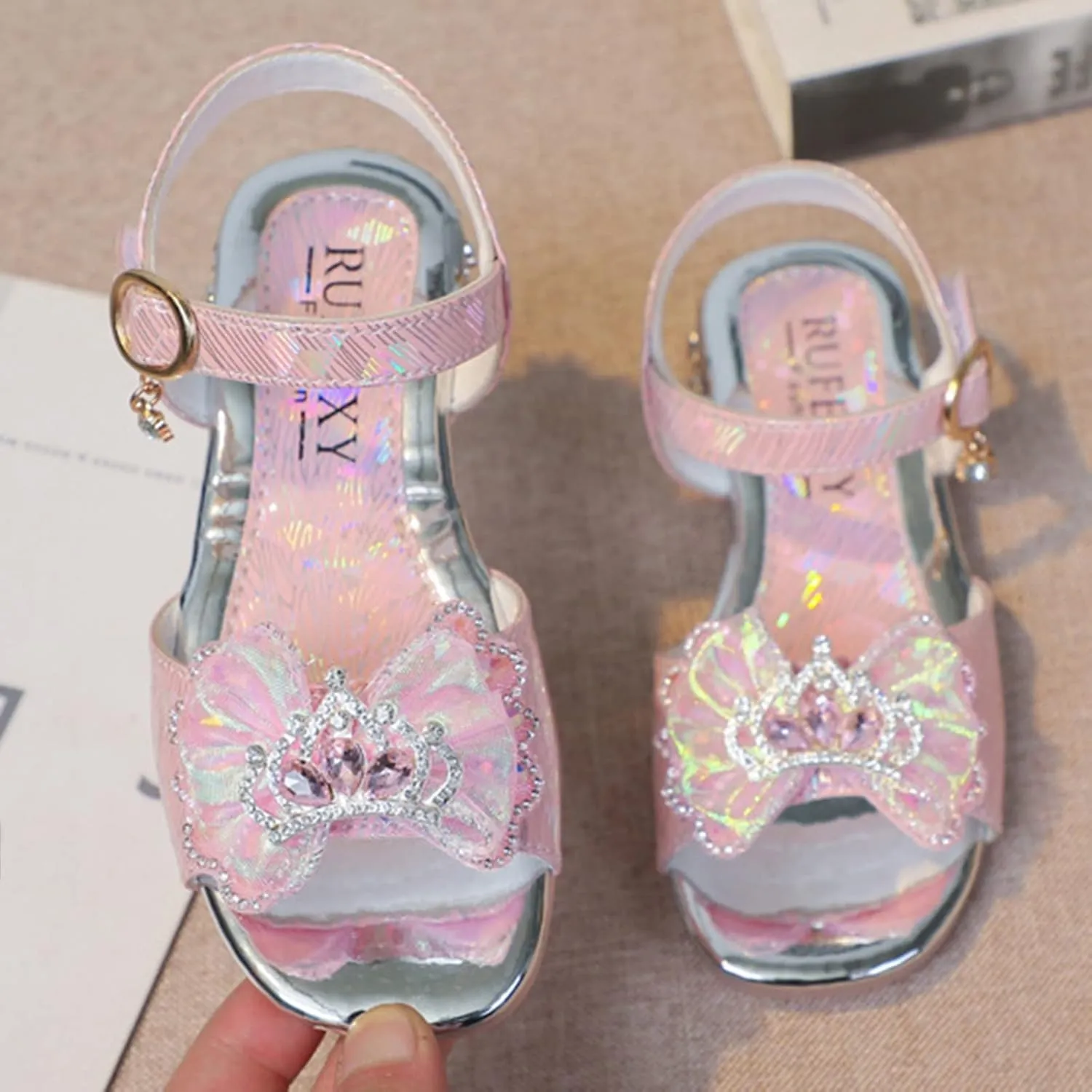 Girls Kids Bow Pearl Sequins Sandals Open Toe ow Heels Princess Dress Shoes With Strap Summer Outdoor Trendy Loafers