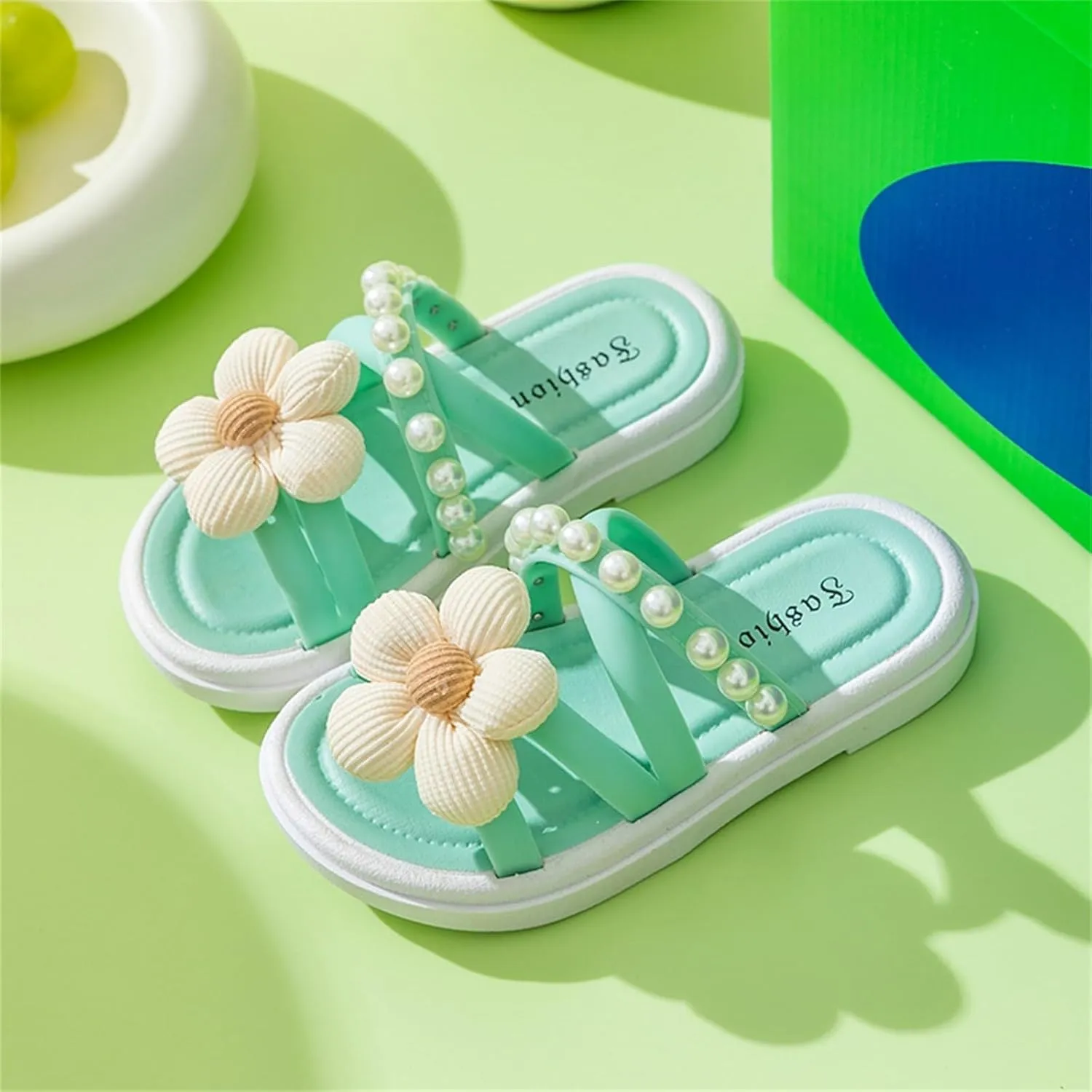 Girls Soft House Slippers Open Toe Breathable Comfy Cozy Home Shower Shoes 3D Flowers Sweet Holidays Beach Slipper