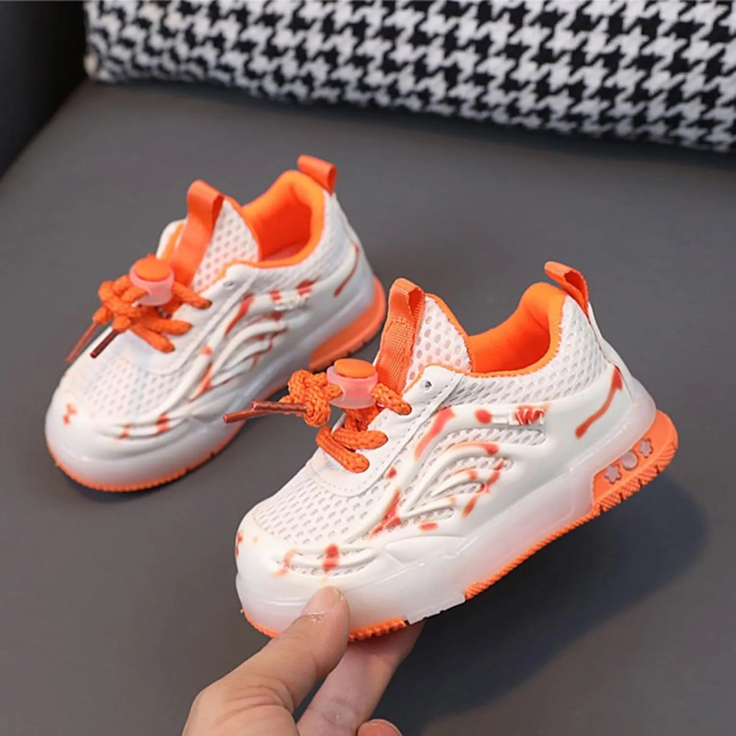 Kids Light Up Flashing Sneaker Athletic Running Shoes Lace-Up Slip-On Lights Toddler Tennis Shoes Boys Light Up