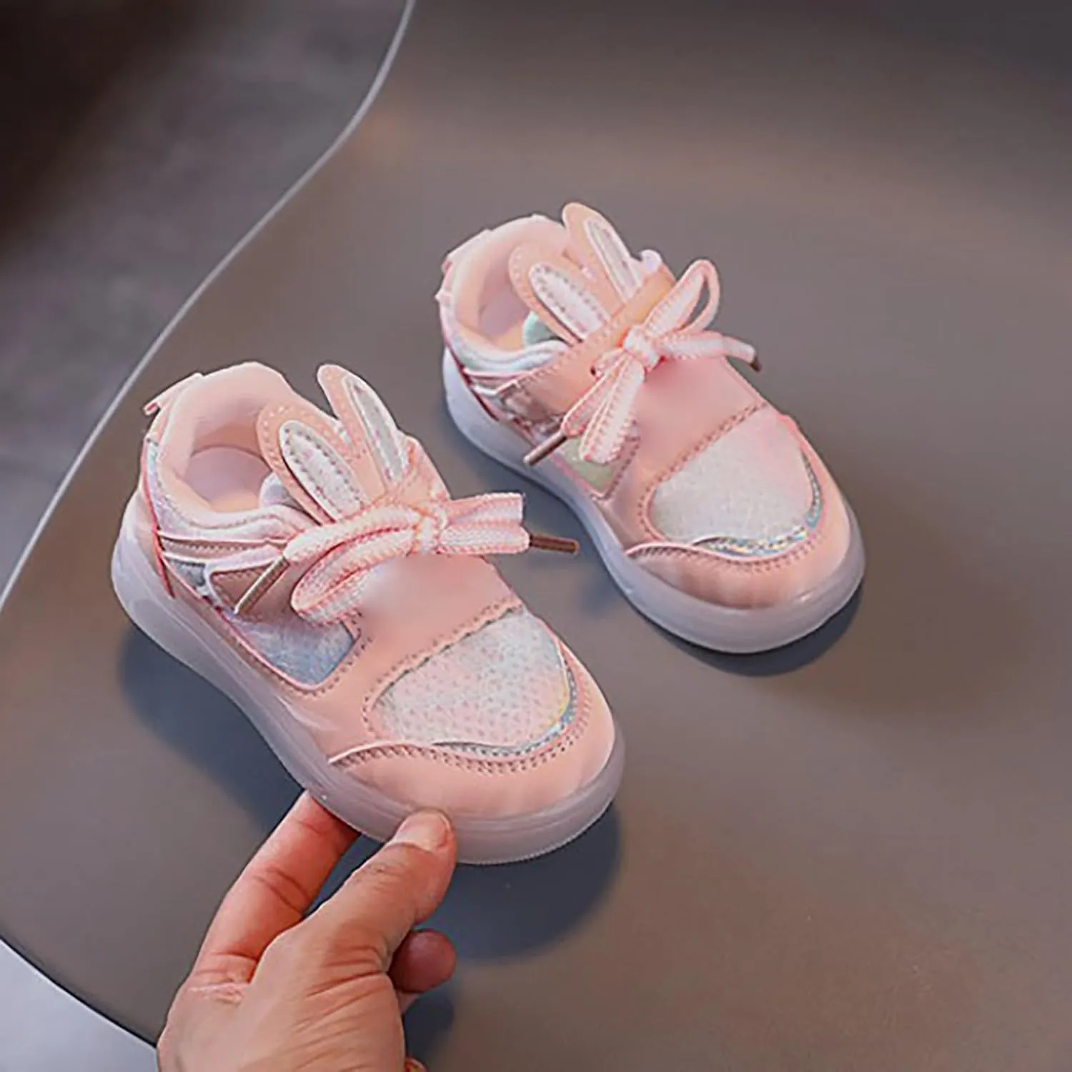 Kids Light Up Shoes Shoes Bowknot First Shoes Buckle Strap Toddler Soft Bottom Breathable Shoes
