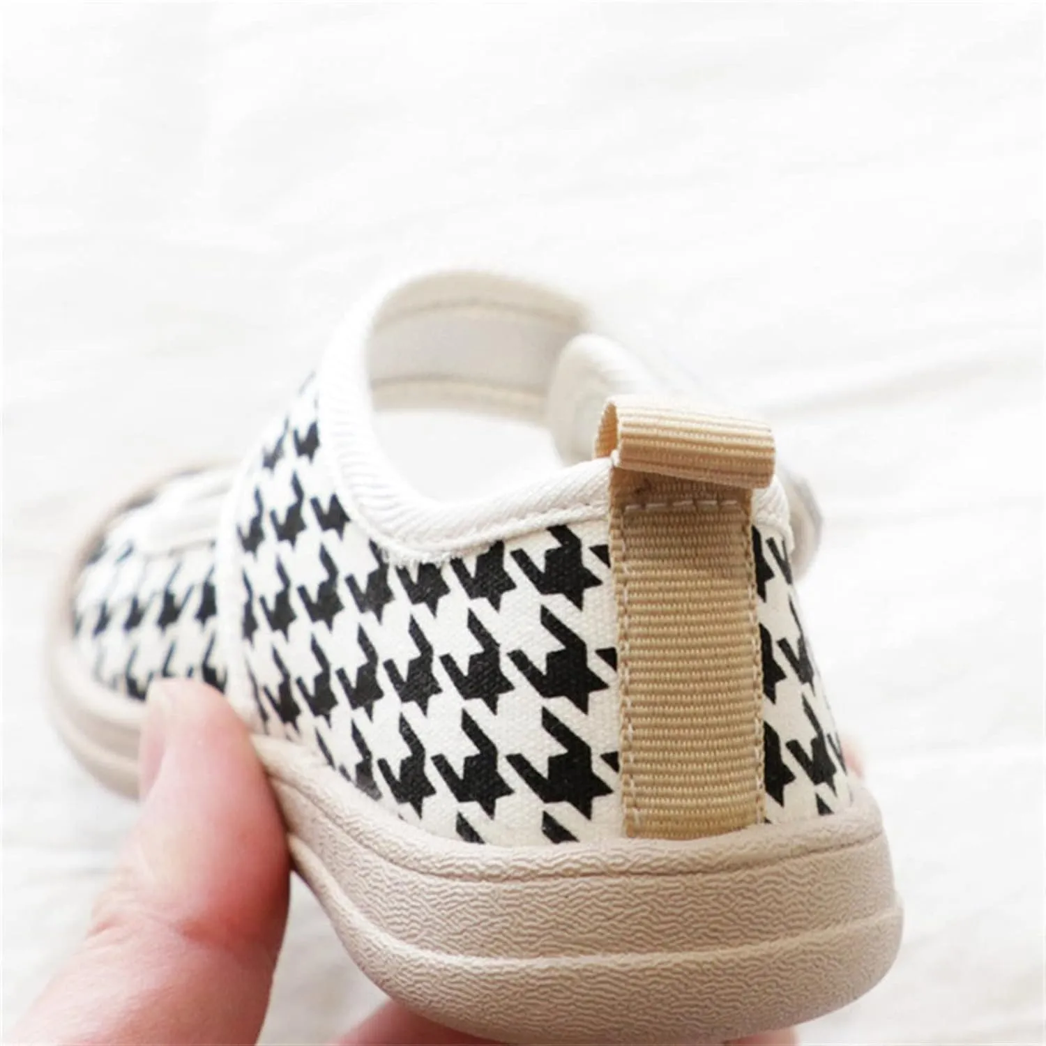 sfdgfhyf Boys Girls Round Toe Foot Warmer Toddler Baby Girl Shoes Canvas Shoes Baotou Sandals Baby Soft Soles Non Slip