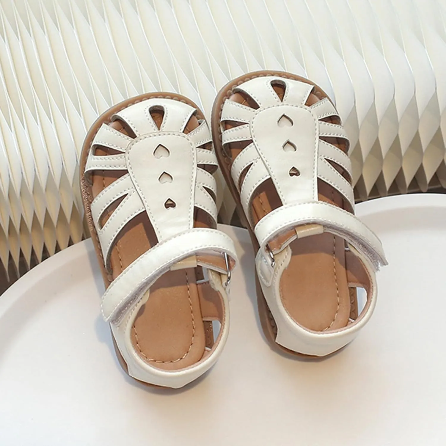 Toddler Girls Sandals Hollow Toe Leather Soft Breathable Beach Pool Water Wide Shoes Baby Girls Comfy School Shoes