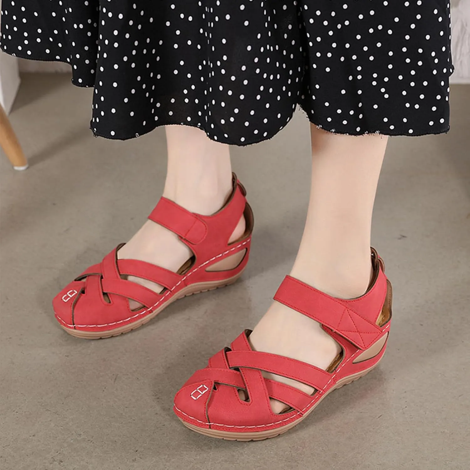 Womens Sandals Comfortable Flat Sandals:Summer Dressy Wedge Sandal Fashion Trendy Closed Toe Fisherman Sandal Hollow Out Sandals 2025